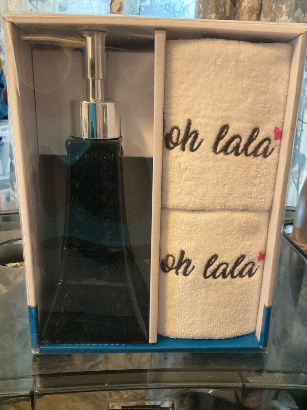 Oh Lala White Hand Towel and Black Soap Dispenser Bath Set plus Red Floral Set